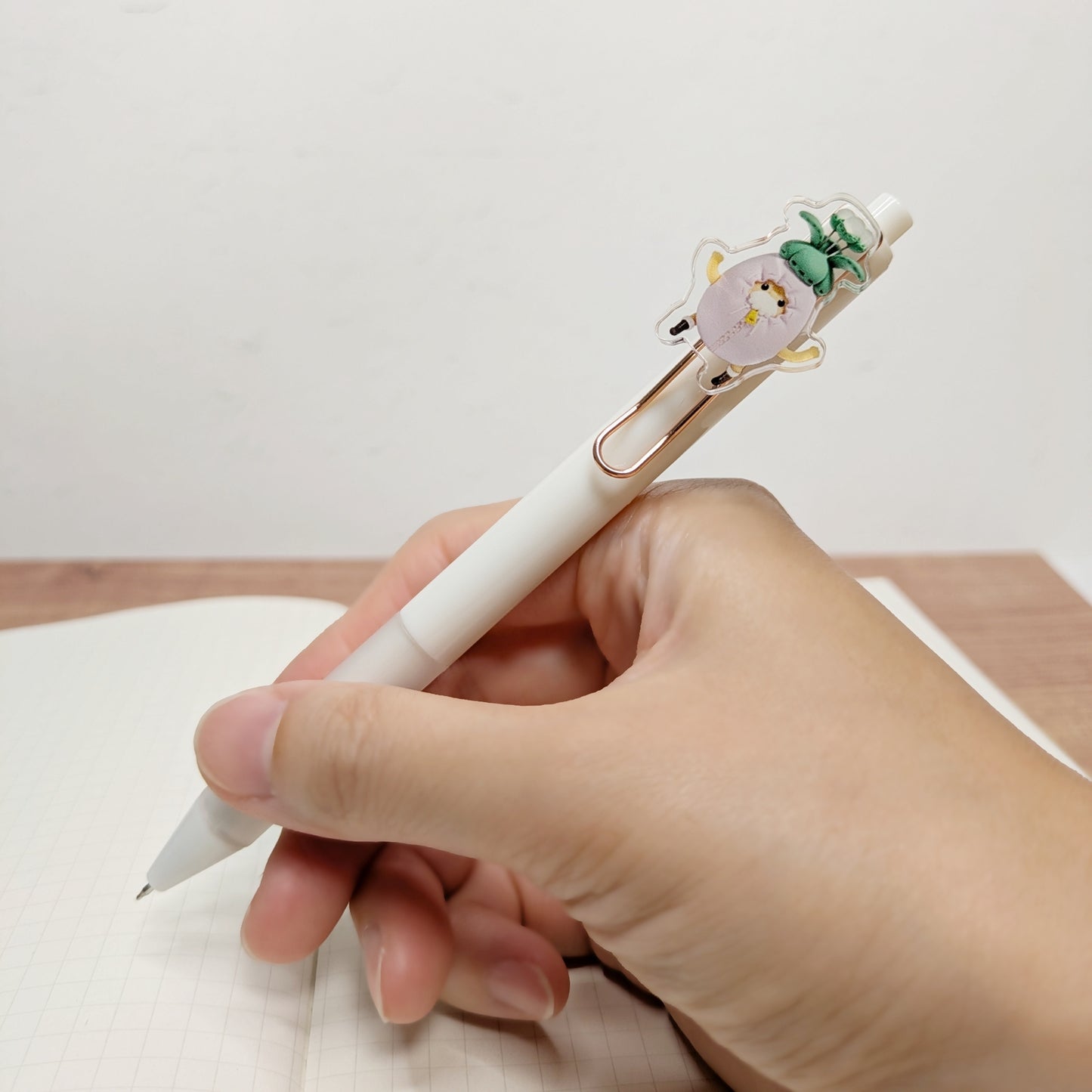 ボールペン　ノームさん or マンゴラドラ